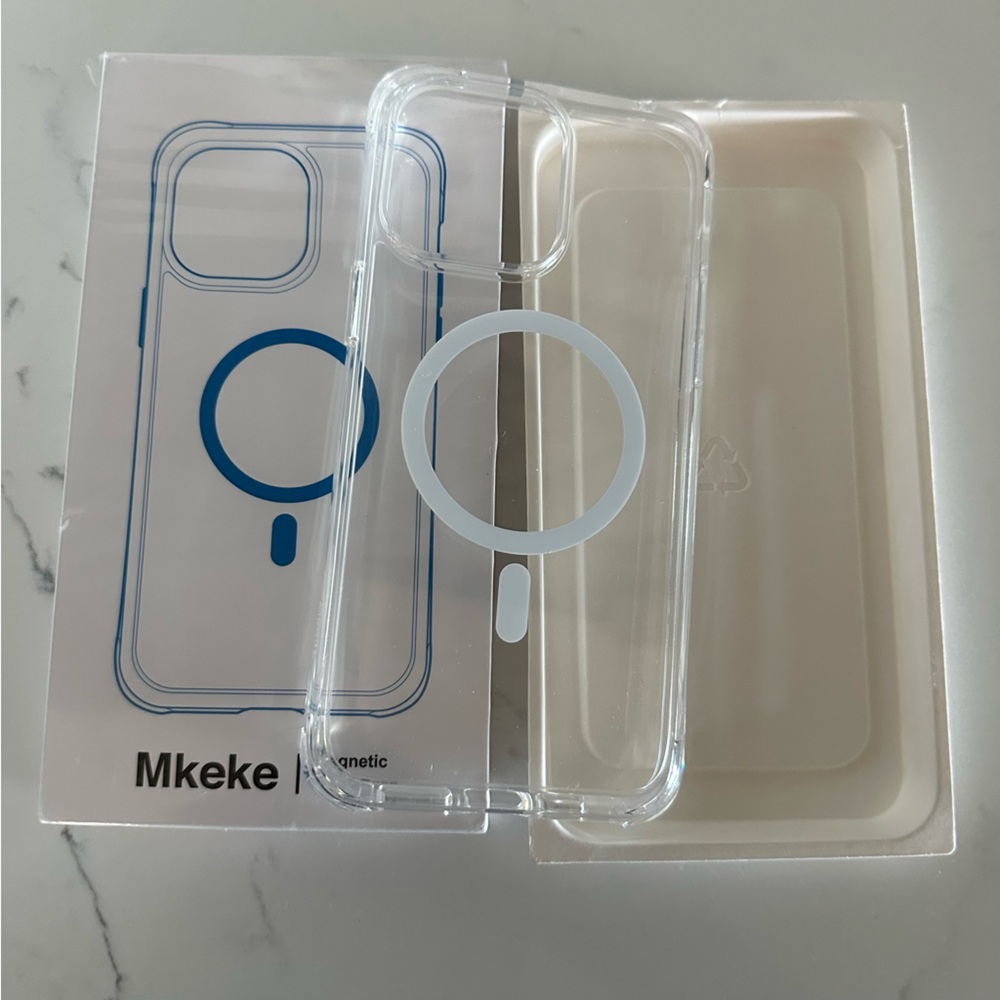 iPhone 14 Pro Max Clear Phone Case Magnetic